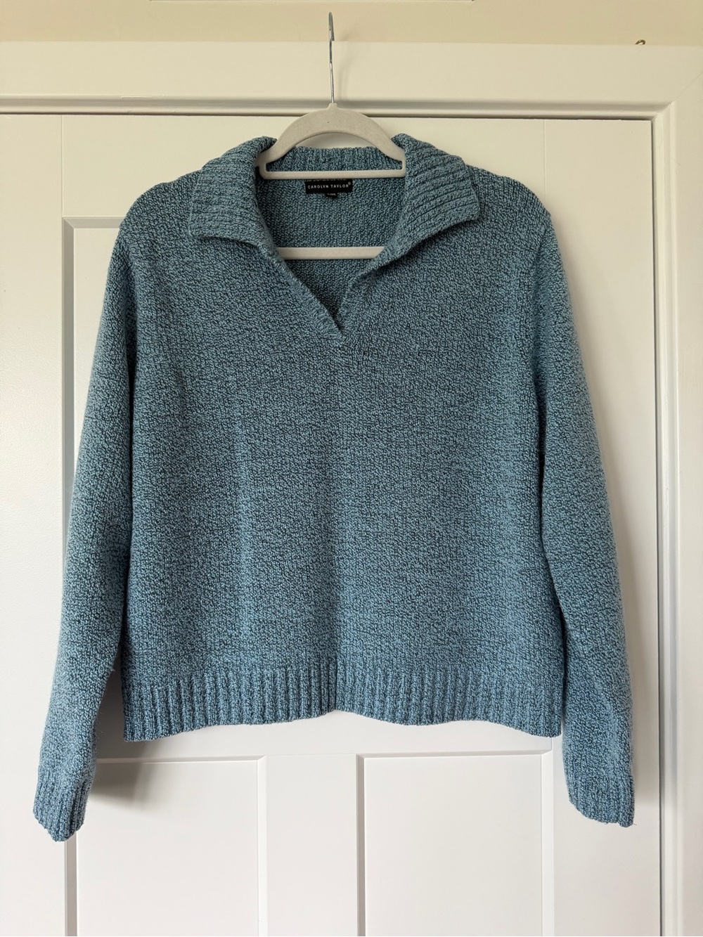 Carolyn Taylor Textured V-Neck Sweater - Light Blue